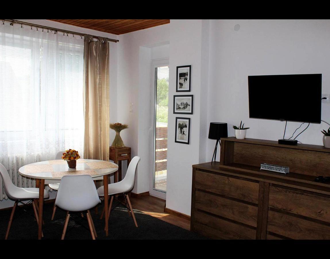 Villa Brigit Nova Lesna Ngoại thất bức ảnh