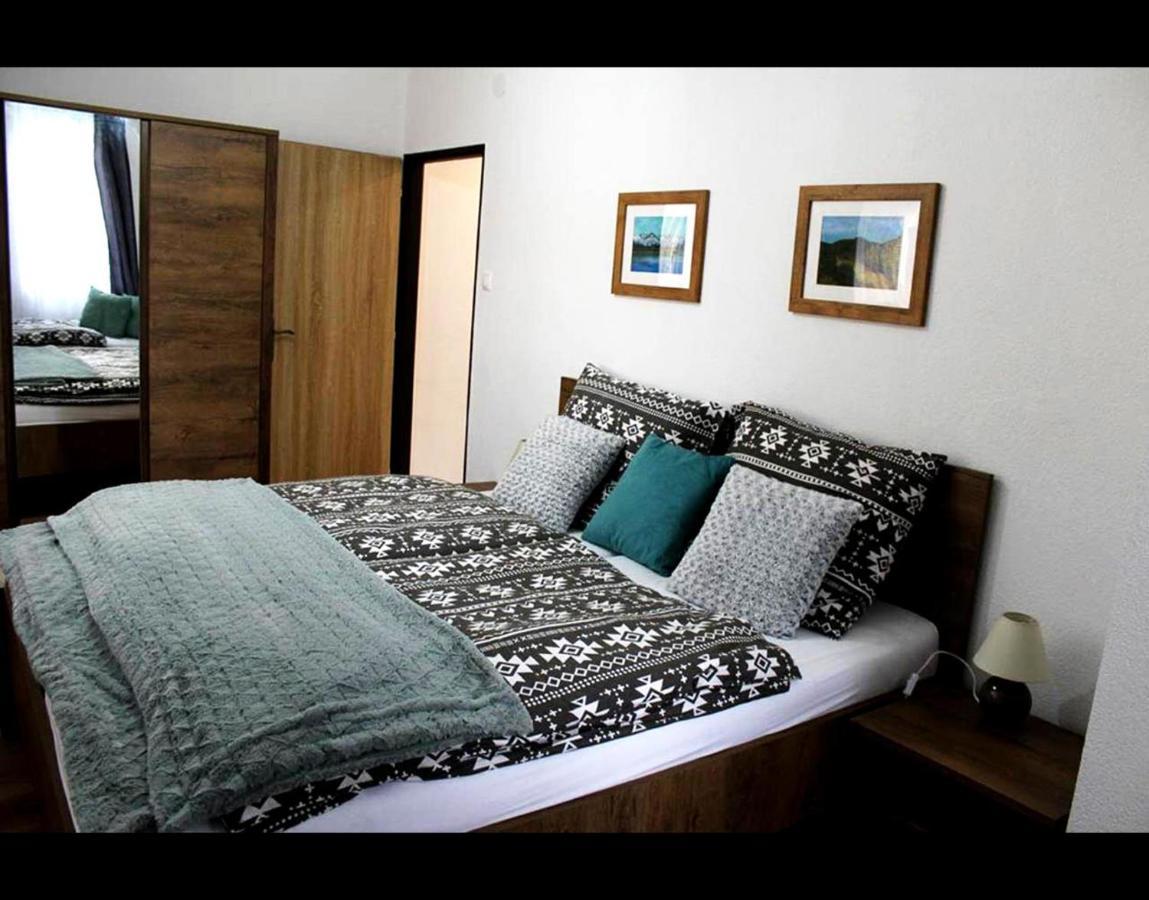 Villa Brigit Nova Lesna Ngoại thất bức ảnh